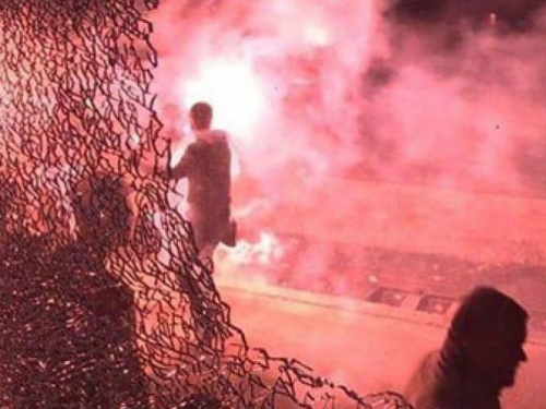 Футбольные фанаты разгромили поезд "Львов-Кривой Рог-Запорожье" (видео)