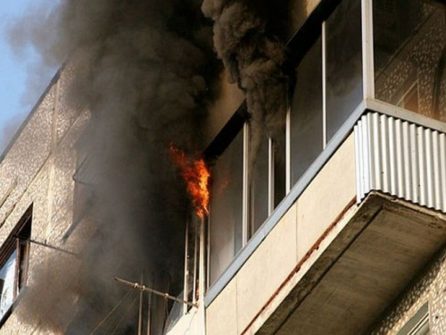В Кривом Роге горела квартира в многоэтажке