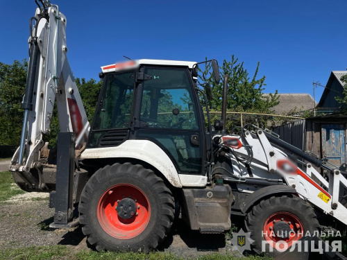 Махінації з технікою: на Дніпропетровщині чиновники заволоділи бюджетними коштами