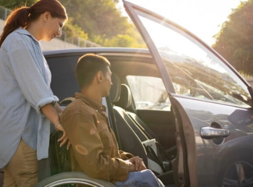 Автошколи для ветеранів з інвалідністю, фото з відкритих джерел 