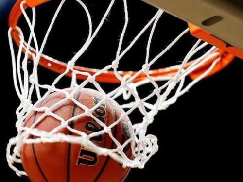 Баскетболисты из Кривого Рога стартовали с одной победы и поражения в чемпионате Украины