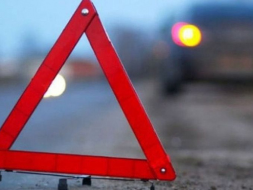 Под Кривым Рогом пассажирский автобус слетел в кювет