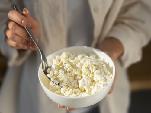 Чим корисний кисломолочний сир - фото з відкритих джерел