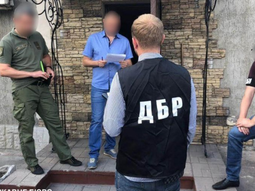 Заместитель начальника Криворожской колонии пытался "отмазать" осужденного