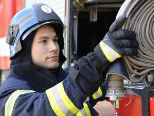 Спасатели из Кривого Рога стали участниками фотоконкурса "Лицо 101"