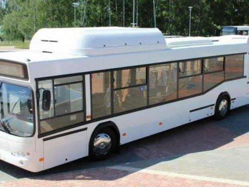 В Кривом Роге автопарк пополнится 10 новыми крупногабаритными автобусами