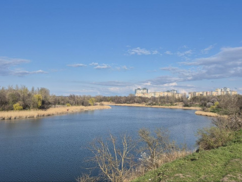 Купатися заборонено: у МОЗ повідомили про невідповідність нормам показників якості води у межах пляжів міста Кривий Ріг на річках Інгулець та Саксагань