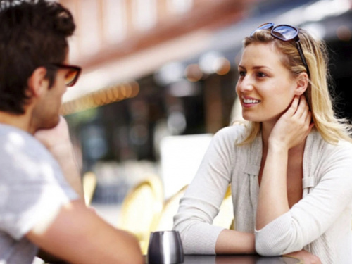 Не перетворюй романтику на допит - фото з відкритих джерел