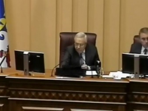 Мэр Кривого Рога категорически запретил педагогам дотрагиваться к деньгам родителей