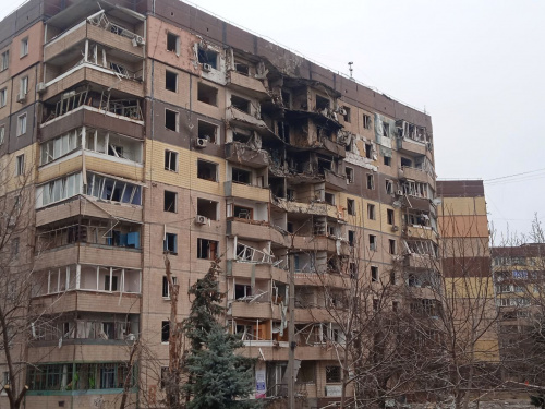 У Кривому Розі росіяни зруйнували житлову дев'ятиповерхівку: у міськраді виділили кошти на її відновлення