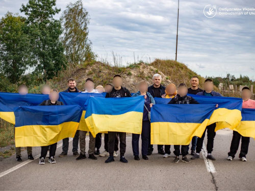 Нарешті вдома: ще 11 дітей повернули на Батьківщину 