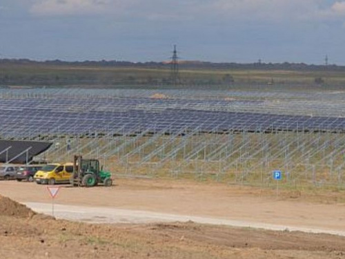 В Днепропетровской области строят самую мощную солнечную электростанцию в Украине (ФОТО)