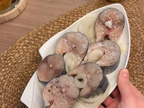 Маринована скумбрія: рецепт, який завжди вдається - фото з відкритих джерел