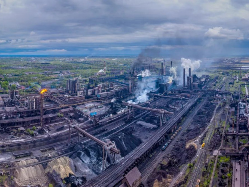 «АрселорМіттал Кривий Ріг» зупиняє виробництво: що відбуватиметься із заводом далі