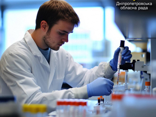 На Дніпропетровщині спадає рівень захворюваності на коронавірус: подробиці епідеміологічної ситуації в регіоні 