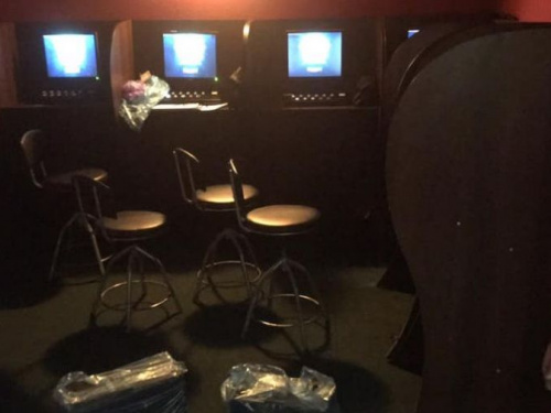 В Кривом Роге правоохранители закрыли еще два игорных заведения (фото)