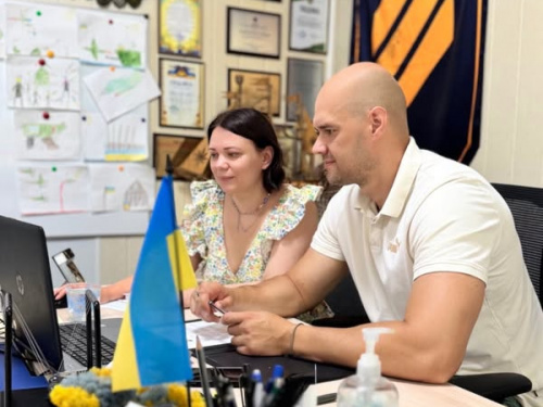 Фото Дмитро Невеселий