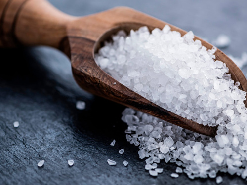 Незвичні лайфхаки з сіллю для дому - фото з відкритих джерел