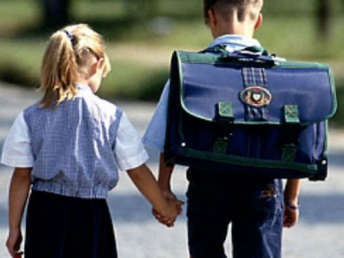 На радость криворожским школьникам: в Украине отменили обязательную школьную форму
