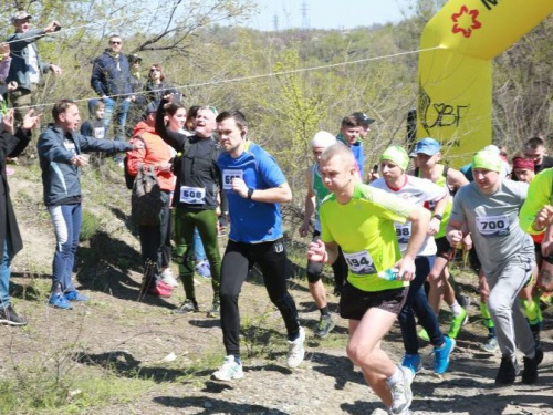 Полтысячи спортсменов со всей Украины покоряли ландшафты Кривбасса (фото)