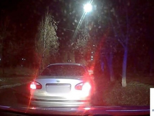 У Кривому Розі нетверезий водій пропонував патрульним хабар у 10 тисяч гривень