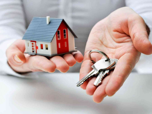 Переселенцям компенсують вартість оренди житла - фото з відкритих джерел