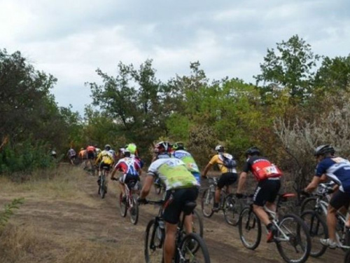 В Кривом Роге открыта регистрация на веломарафон "Железная сотня"