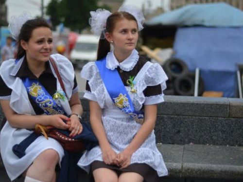 Выпускникам Кривого Рога перестанут выдавать аттестаты об образовании