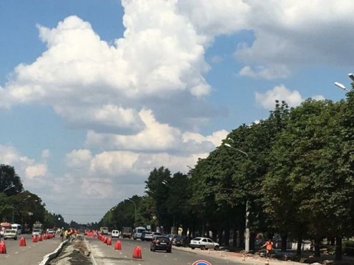 Стало известно, как проходит масштабный ремонт одного из проспектов Кривого Рога (ФОТО)