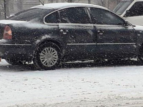 В Кривом Роге иномарка с еврономерами сбила женщину на переходе