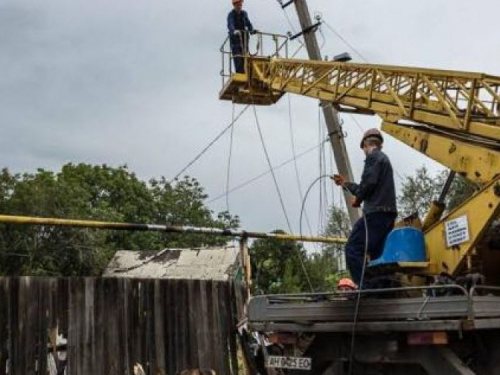 В Кривом Роге более 200 абонентов вторую неделю живут без света