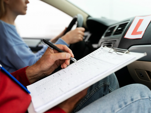 Практичний іспит, фото ілюстративне 