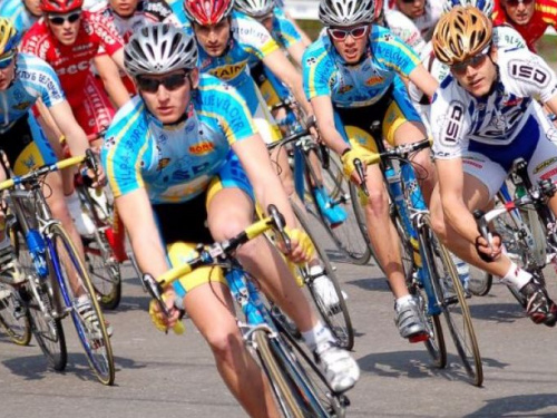 Велогонщики из Кривого Рога заняли призовые места на открытом чемпионате Украины