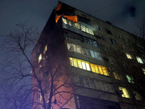 У Кривому Розі палав будинок: у ніч на 6 березня армія рф масовано атакувала місто