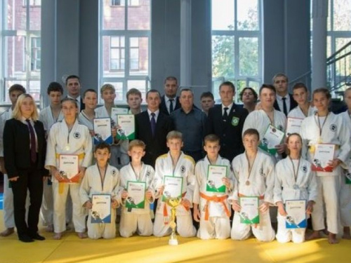 Два "золота" и "бронзу" привезли криворожские спортсмены из областных соревнований (ФОТО)