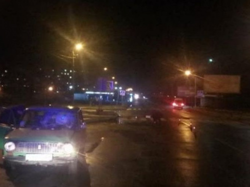 В Кривом Роге жители через петицию требуют установить светофор, чтобы их не сбивали авто