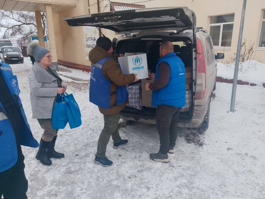 На Дніпропетровщині триває евакуація з прифронтових громад: скільки людей виїхали у безпечні місця
