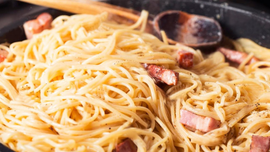 Що приготувати, поки є світло: найшвидші рецепти