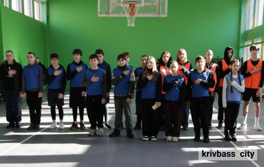 Юні спортсмени вийшли на старт: у Кривому Розі розпочався головний шкільний турнір "Пліч-о-пліч"