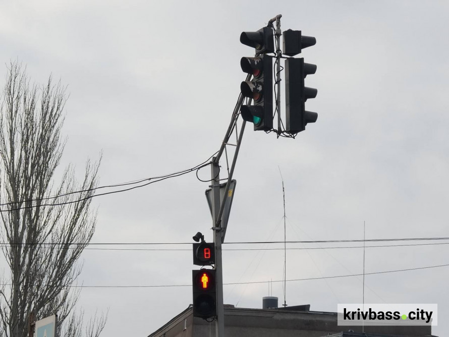 Безперебійне живлення: у Кривому Розі встановлюють нові світлофори на випадок блекаутів