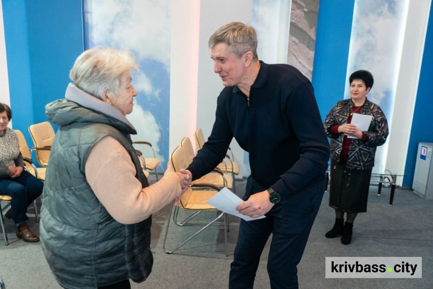 Люди особливого гарту: на криворізьких комбінатах Метінвесту відзначили найстарших пенсіонерів-ювілярів