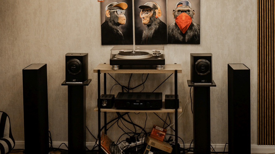 "Мріяв дати місту щось нове": підприємець з Кривого Рогу відкрив сучасний шоурум