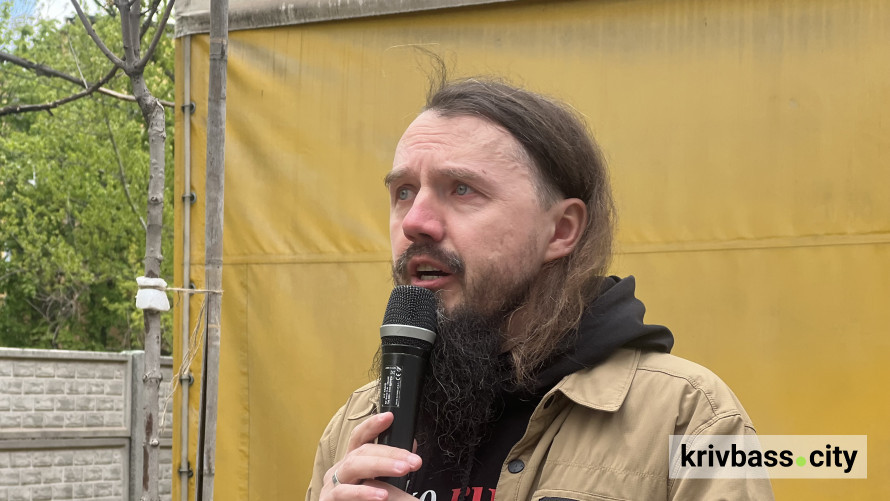 Це більше, ніж пам’ять: на території Шелтер Плюс з'явився сквер на честь героїв-волонтерів