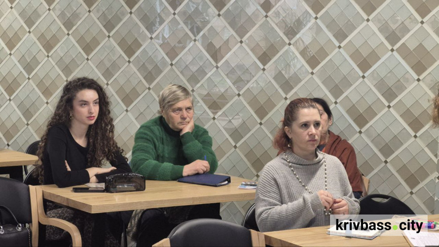 "Стань зміною, яку ти хочеш бачити в світі!": у Кривому Розі стартувала програма навчання для активних містян