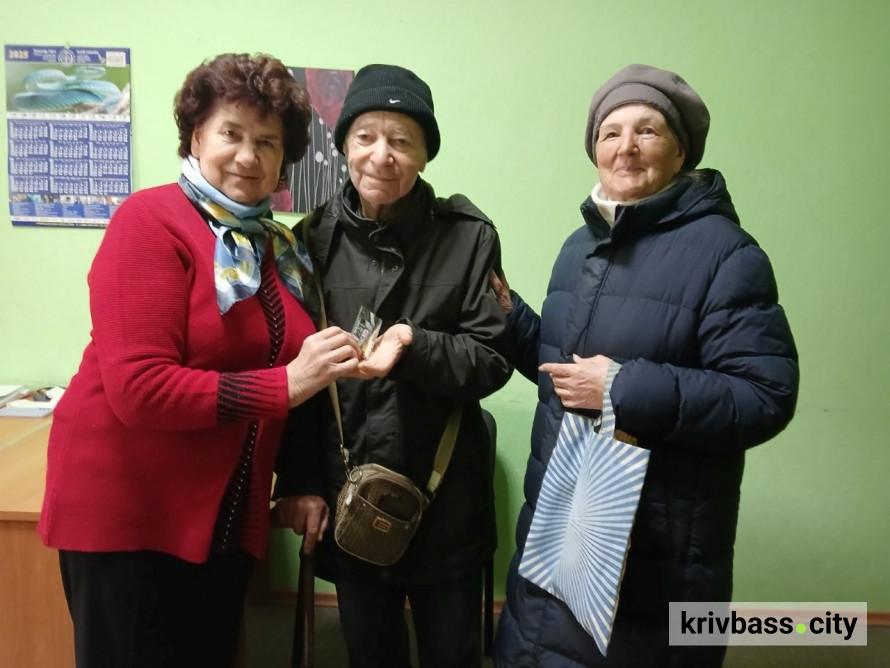 Люди особливого гарту: на криворізьких комбінатах Метінвесту відзначили найстарших пенсіонерів-ювілярів