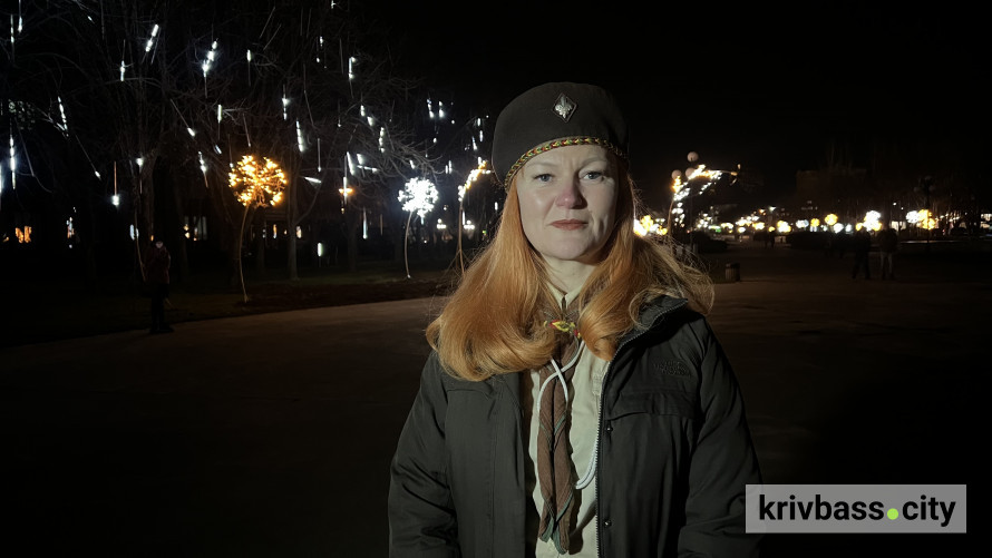 «В небі зірка спалахнула»: криворізькі пластуни передали Вифлеємський вогонь миру містянам