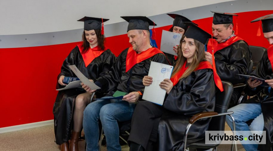 Інженери, які змінюють промисловість: у Метінвест Політехніці відбувся випуск магістрів