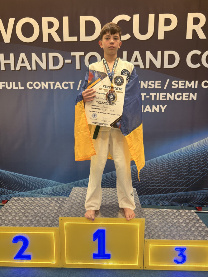 Золото для України: криворіжець переміг на Кубку світу з рукопашного бою в Німеччині