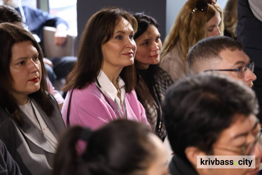 Відбудова і енергонезалежність: у Кривому Розі відбувся бізнес-форум за участі міжнародних експертів