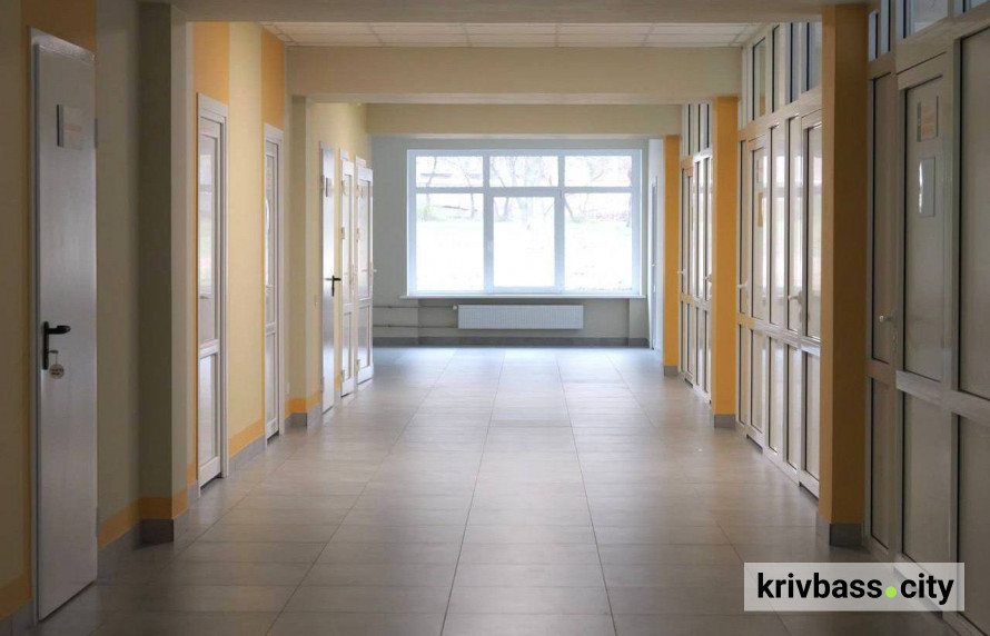 Сучасна медицина для тисячі пацієнтів: у Кривому Розі завершують ремонт поліклініки